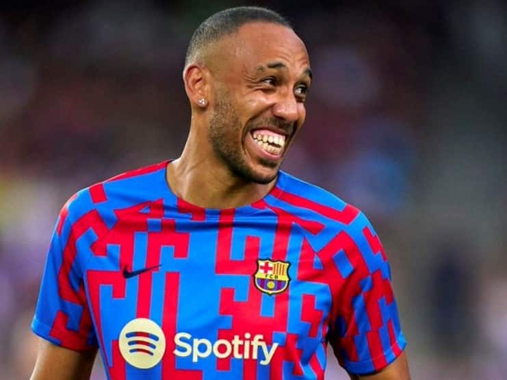 Chelsea remain confident about signing Pierre-Emerick Aubameyang from Barcelona, My Football Facts