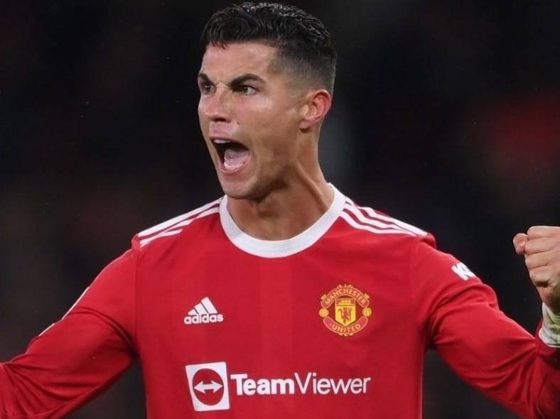 Cristiano Ronaldo decides to remain at Manchester United following the arrival of Casemiro, My Football Facts